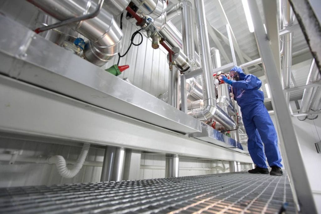 Pourquoi la protection de vos travailleurs isolés est-elle essentielle en entreprise ?